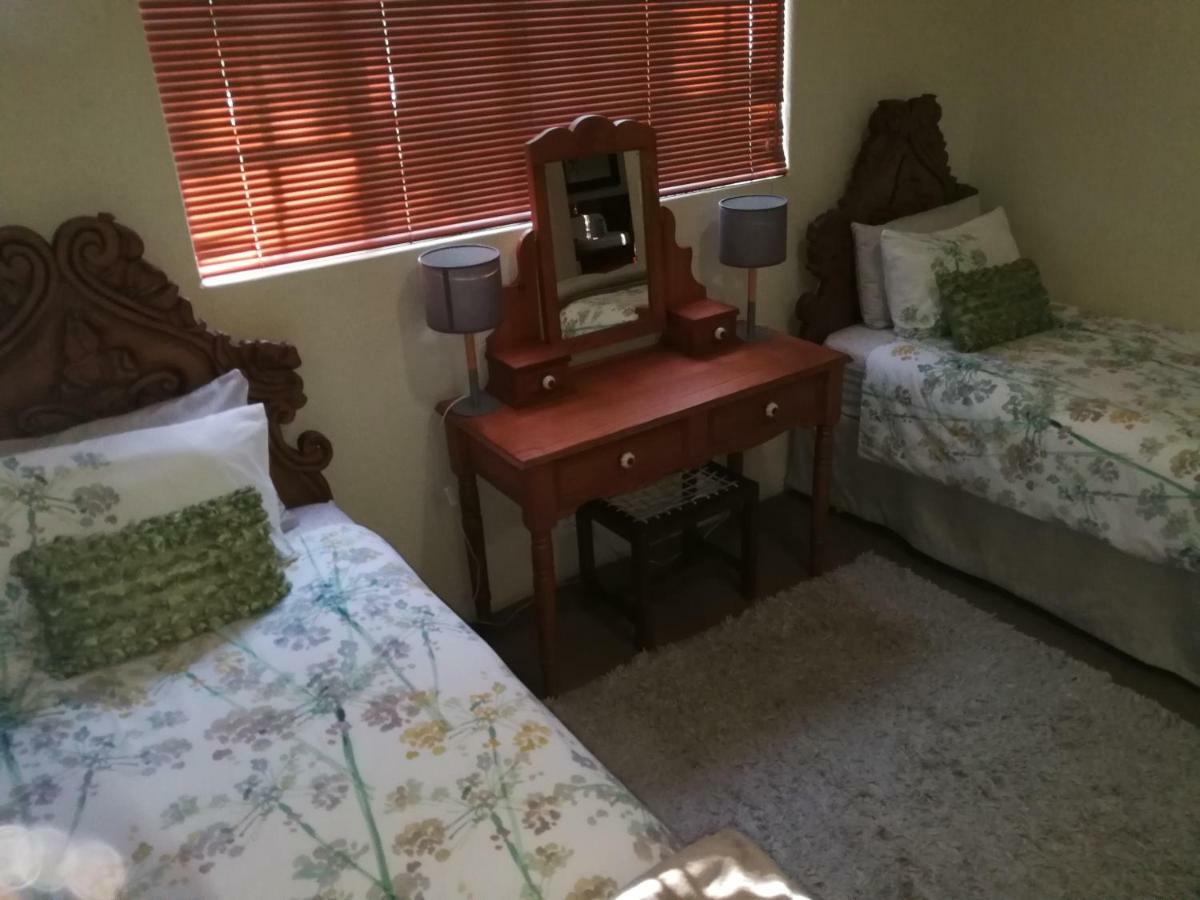 Macnut Bed And Breakfast 넬스프리트 외부 사진