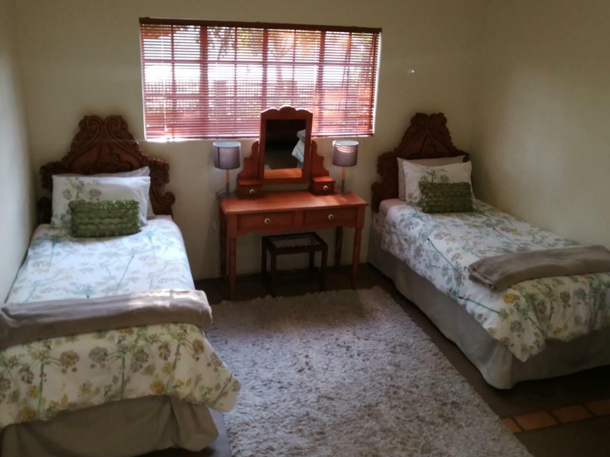 Macnut Bed And Breakfast 넬스프리트 외부 사진
